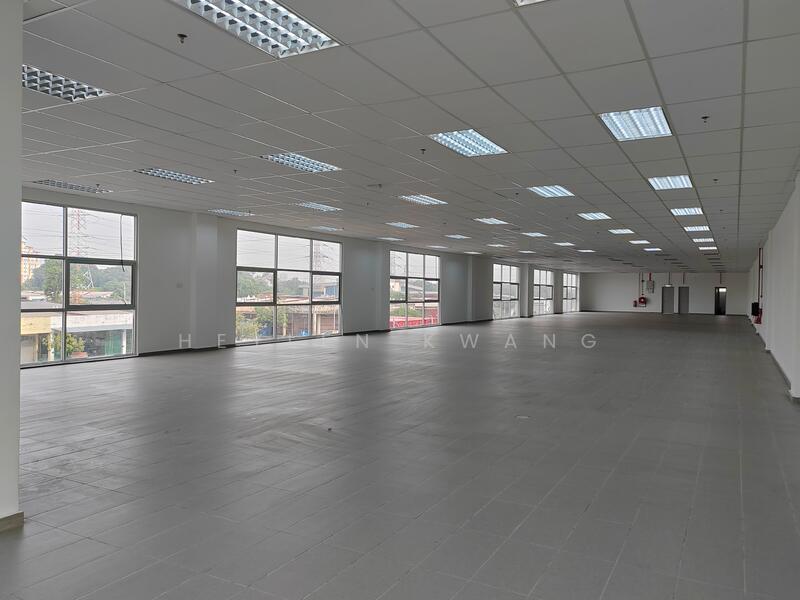 For Rent - Near Shah Alam & Klang Detached Warehouse with Loading Bays For Rent