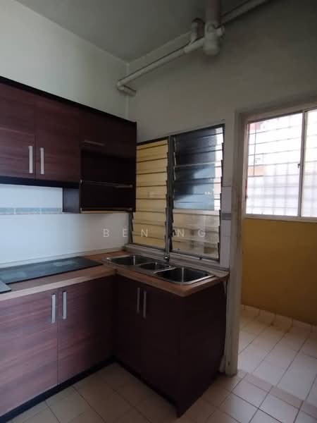 Apartment for Sale at Pangsapuri Seri Meranti - BEN NG - Kitchen - PropertyGuru.com.my