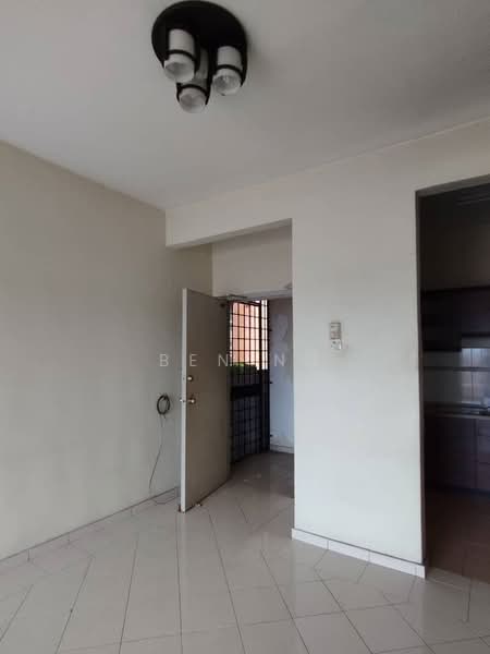 Apartment for Sale at Pangsapuri Seri Meranti - BEN NG - Interior - PropertyGuru.com.my