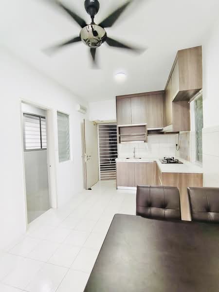 Apartment for Rent at Jalilmas - Erin Yusof - Kitchen - PropertyGuru.com.my