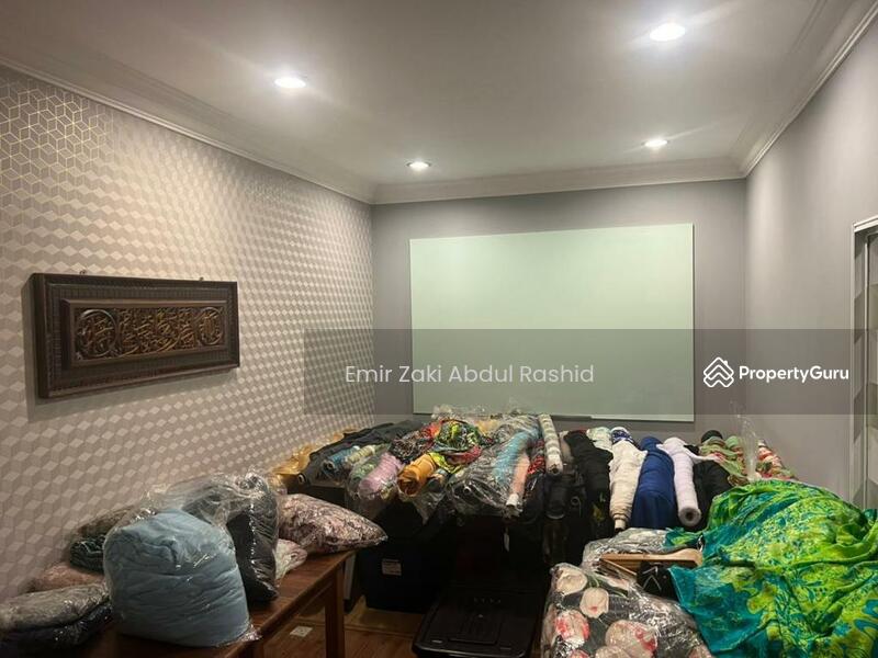 Untuk Dijual - Dana 1 Commercial Centre
