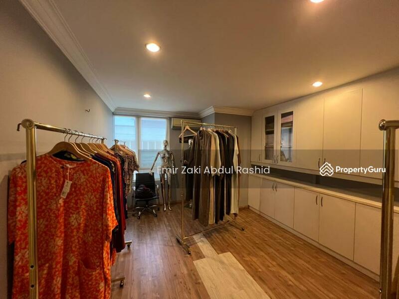Untuk Dijual - Dana 1 Commercial Centre