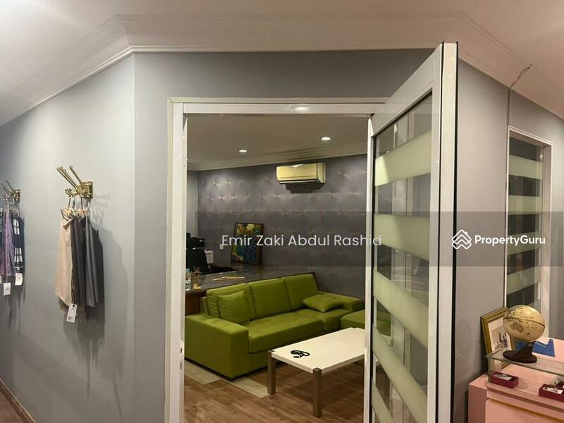 Untuk Dijual - Dana 1 Commercial Centre