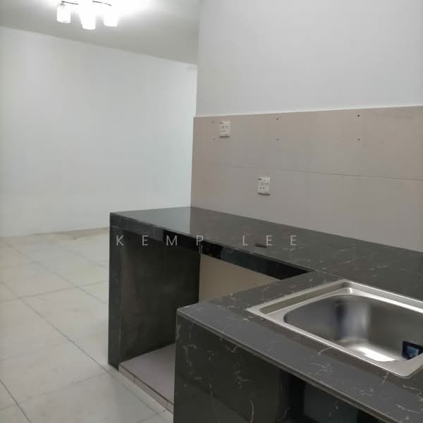 Apartment for Rent at Lakeview Apartments - Kemp Lee - PropertyGuru.com.my