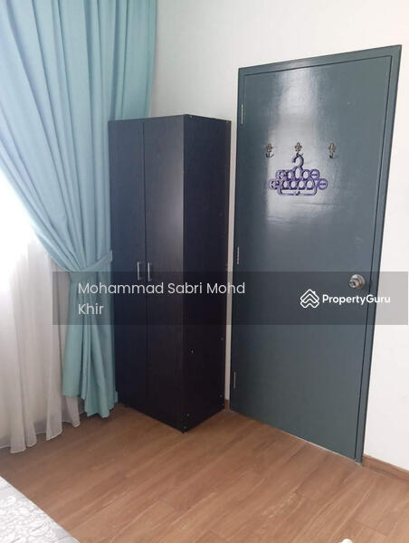 Pangsapuri untuk Disewa di Selangorku Pr1ma Lakefront Homes - Mohammad Sabri Mohd Khir - Bedroom with wardrobe provided. - PropertyGuru.com.my