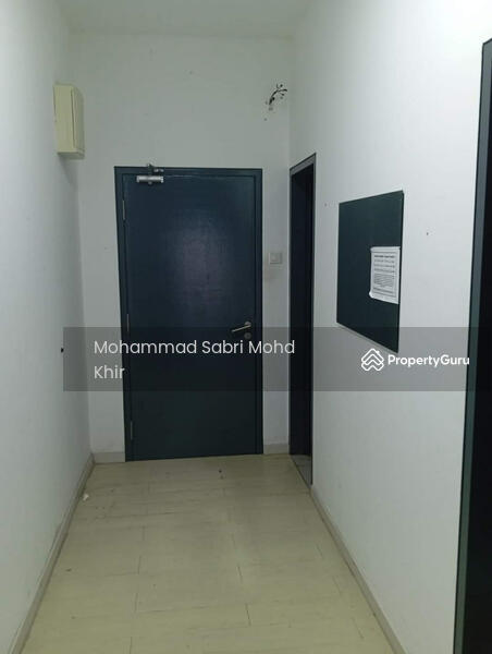 Pangsapuri untuk Disewa di Selangorku Pr1ma Lakefront Homes - Mohammad Sabri Mohd Khir - Main entrance door. - PropertyGuru.com.my