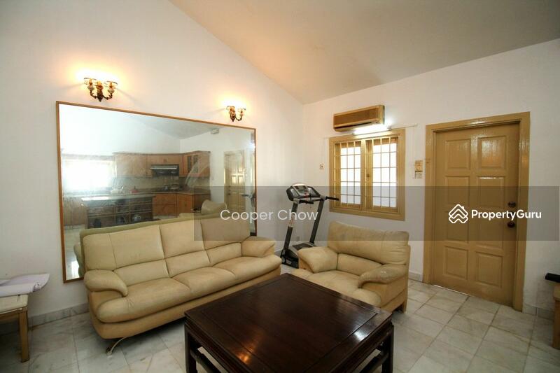 Untuk Dijual - Terrace house at Seksyen 19