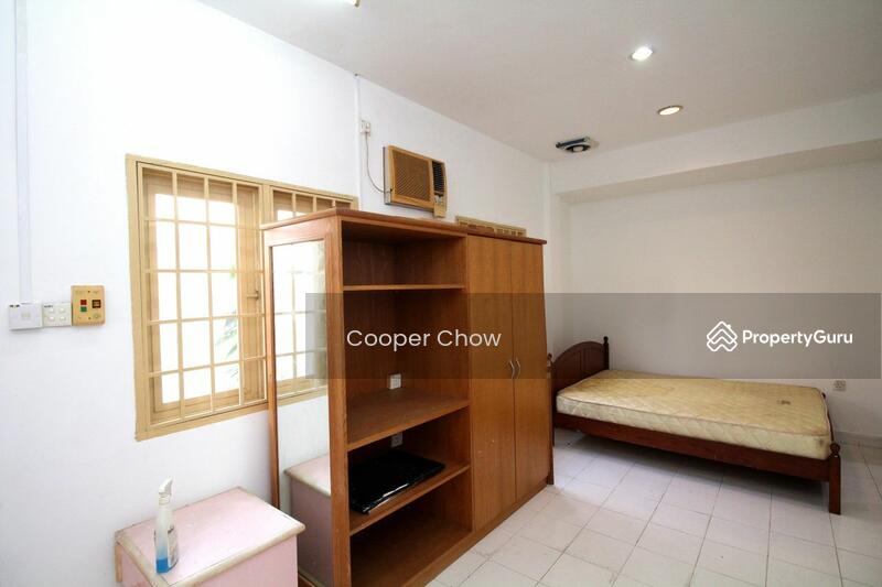 Untuk Dijual - Terrace house at Seksyen 19