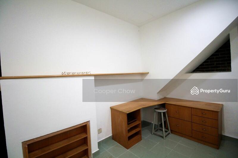 Untuk Dijual - Terrace house at Seksyen 19