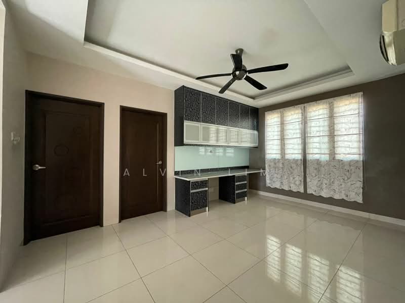 Bungalow House untuk Dijual di Taman Aman Perdana (Kapar) - Alvin Lim - Study - PropertyGuru.com.my