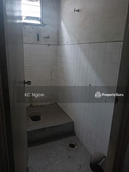 Shop / Office for Sale in Taman Sentosa (Kajang) - KC Ngow . - PropertyGuru.com.my