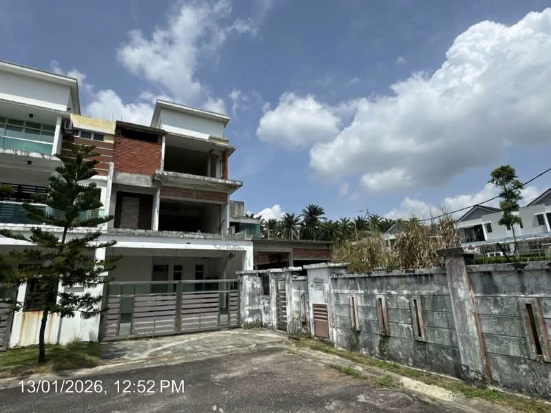 Rumah Berkembar untuk Dijual di Setia Tropika (Johor Bahru) - Allen . - Exterior - PropertyGuru.com.my
