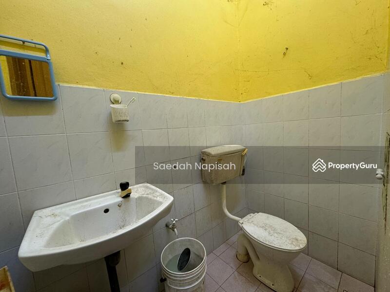Untuk Dijual - Parit Raja, Batu Pahat