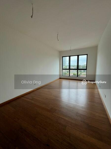 For Sale - Molek Pine 4