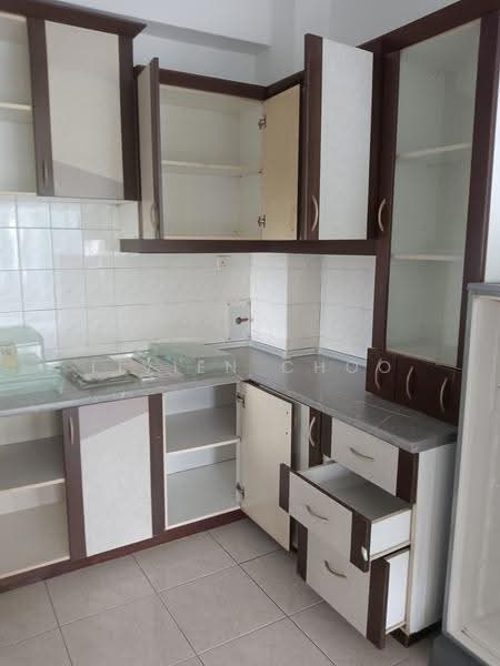 Condominium for Rent at Anjung Hijau (Greenfields) - Livien Choo - Kitchen - PropertyGuru.com.my