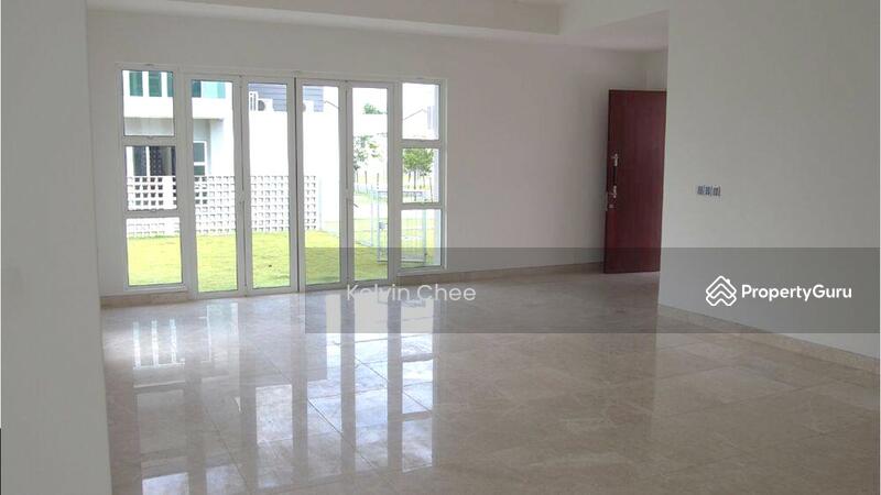 For Rent - East Ledang @ Melody Park - 2 Storey Bungalow with Pool House