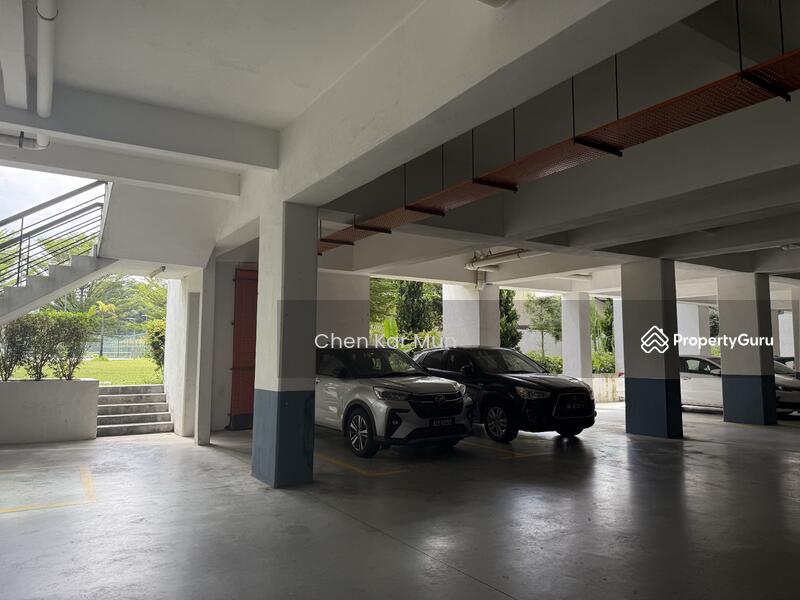 3 PARKING