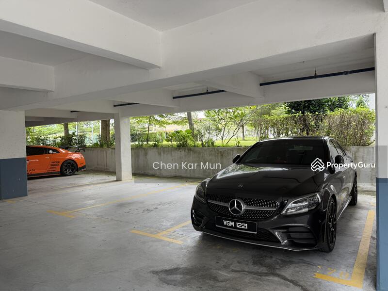 3 PARKING