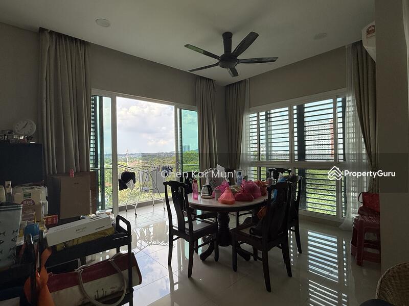 DINING AREA - 1ST FLOOR