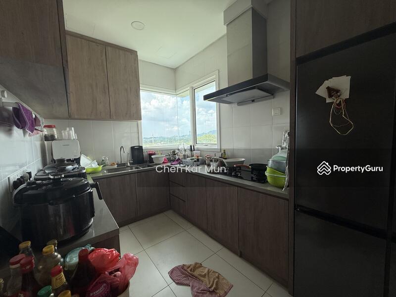 KITCHEN - 1ST FLOOR