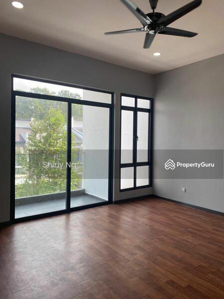 Untuk Dijual - Lake Club Park Home