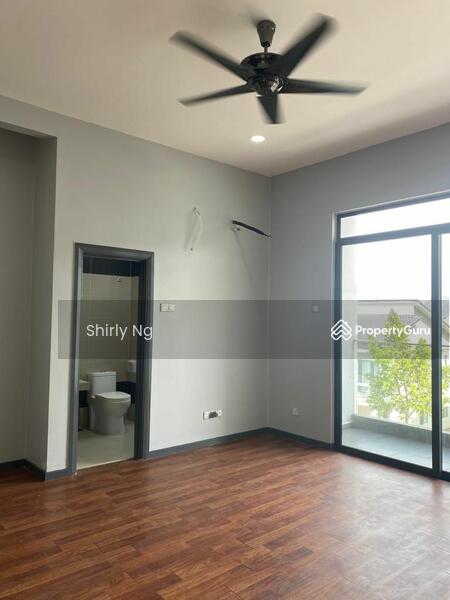Untuk Dijual - Lake Club Park Home