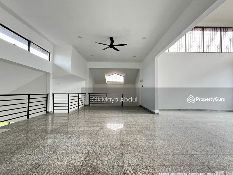 Untuk Dijual - 1.5 Storey Bungalow, Bandar Rinching, Semenyih