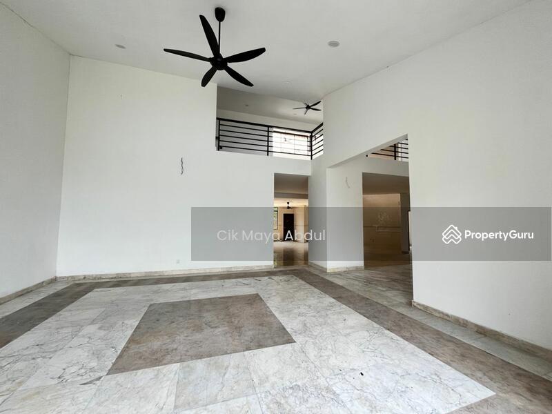 Untuk Dijual - 1.5 Storey Bungalow, Bandar Rinching, Semenyih