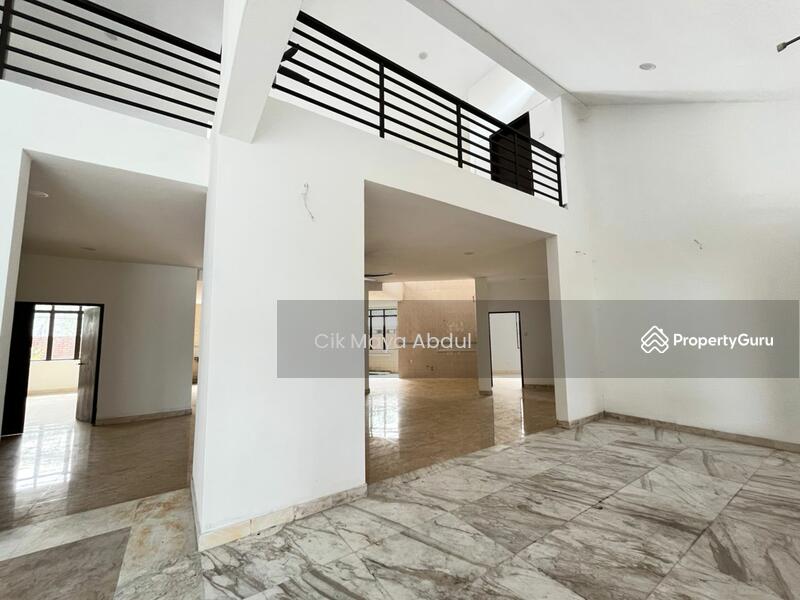 Untuk Dijual - 1.5 Storey Bungalow, Bandar Rinching, Semenyih