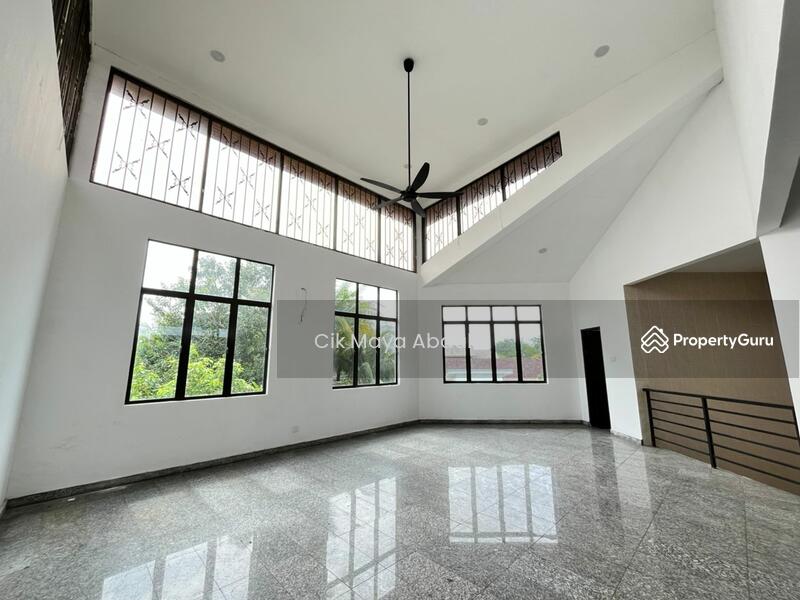 Untuk Dijual - 1.5 Storey Bungalow, Bandar Rinching, Semenyih