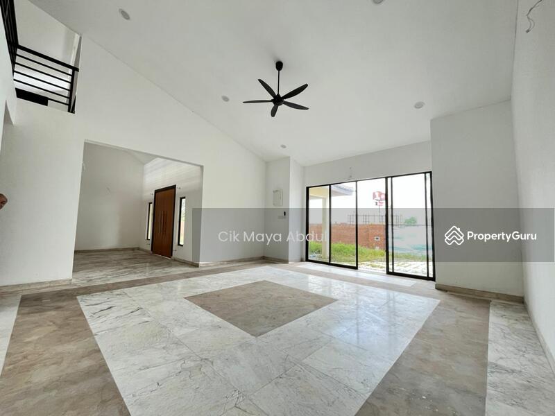 Untuk Dijual - 1.5 Storey Bungalow, Bandar Rinching, Semenyih
