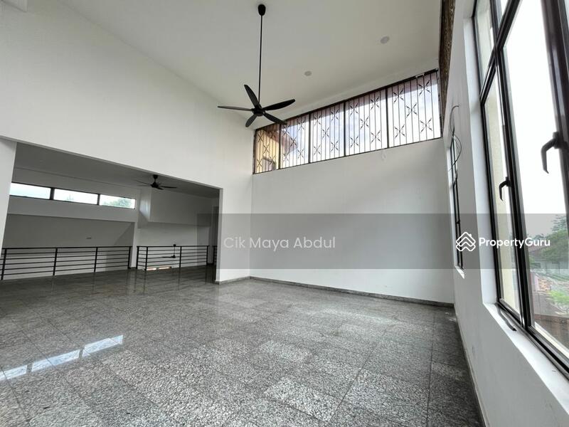 Untuk Dijual - 1.5 Storey Bungalow, Bandar Rinching, Semenyih