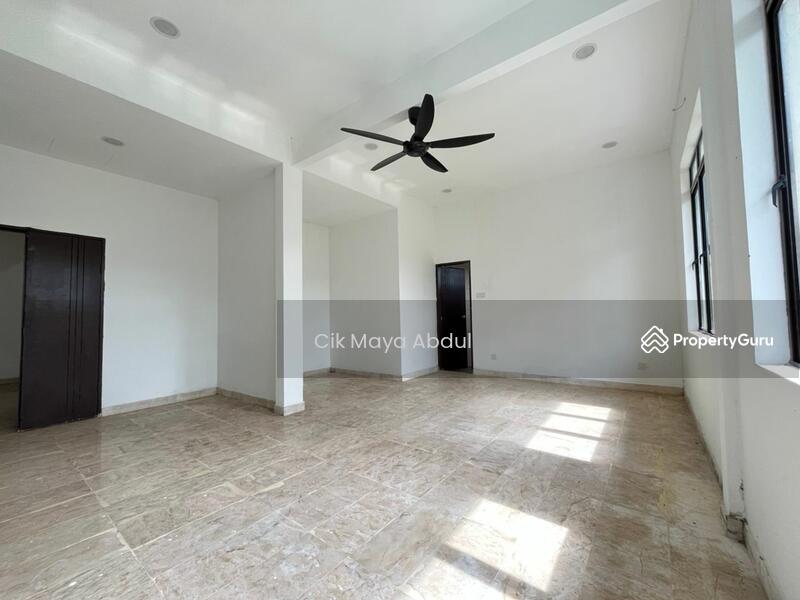 Untuk Dijual - 1.5 Storey Bungalow, Bandar Rinching, Semenyih