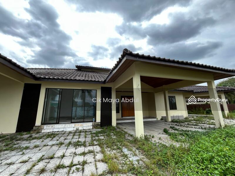 Untuk Dijual - 1.5 Storey Bungalow, Bandar Rinching, Semenyih