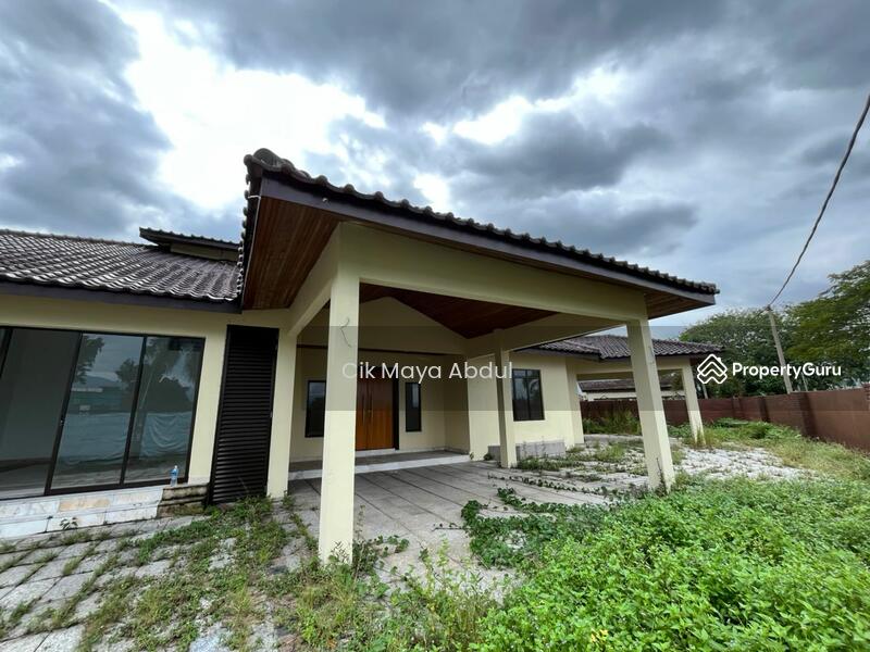 Untuk Dijual - 1.5 Storey Bungalow, Bandar Rinching, Semenyih