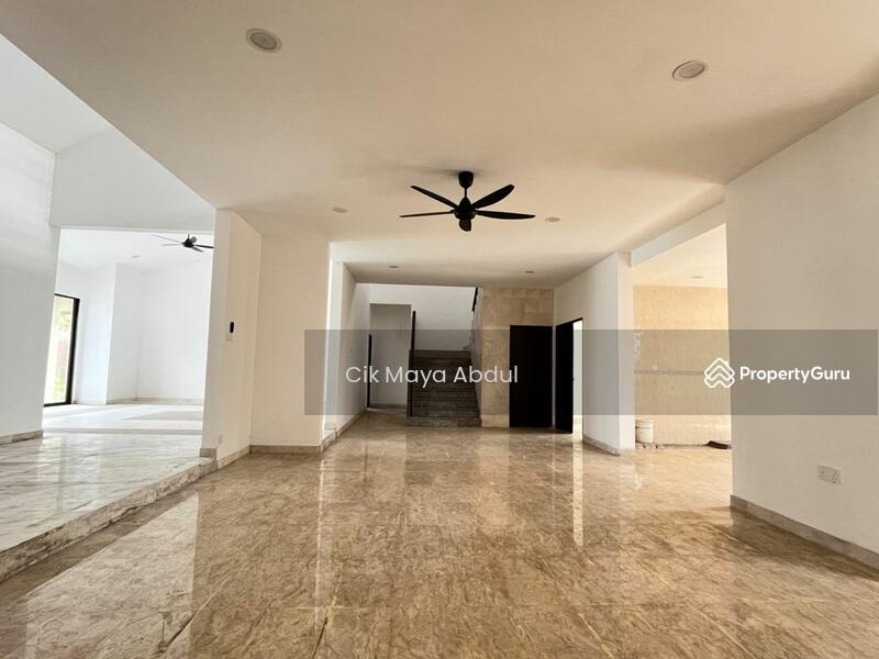 Untuk Dijual - 1.5 Storey Bungalow, Bandar Rinching, Semenyih