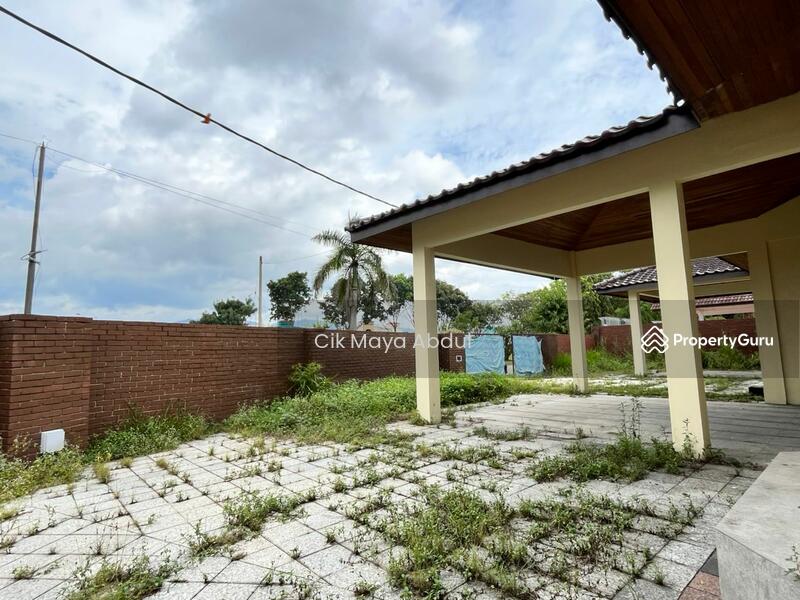 Untuk Dijual - 1.5 Storey Bungalow, Bandar Rinching, Semenyih
