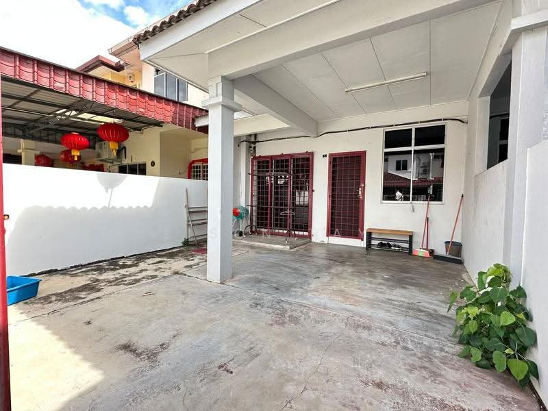 2-storey Terraced House for Sale in Taman Jati (Batu Berendam) - Elson Tay - Exterior - PropertyGuru.com.my