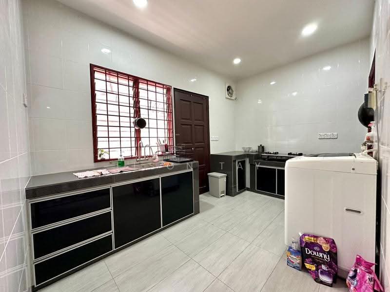2-storey Terraced House for Sale in Taman Jati (Batu Berendam) - Elson Tay - Kitchen - PropertyGuru.com.my