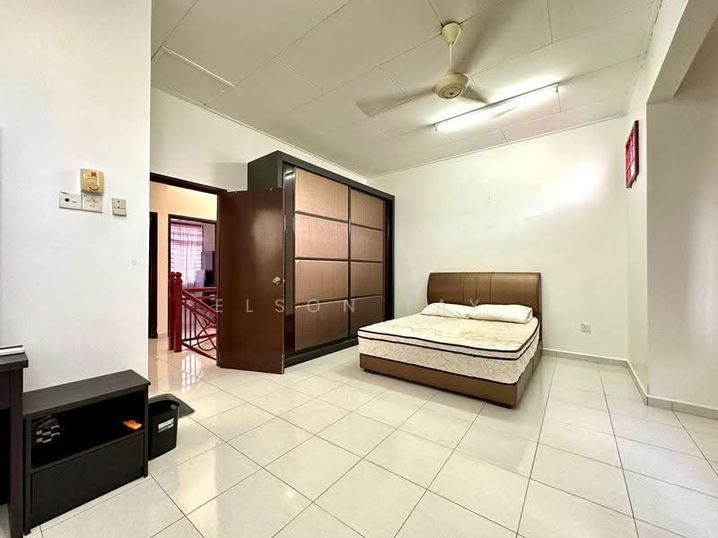2-storey Terraced House for Sale in Taman Jati (Batu Berendam) - Elson Tay - Bedroom - PropertyGuru.com.my