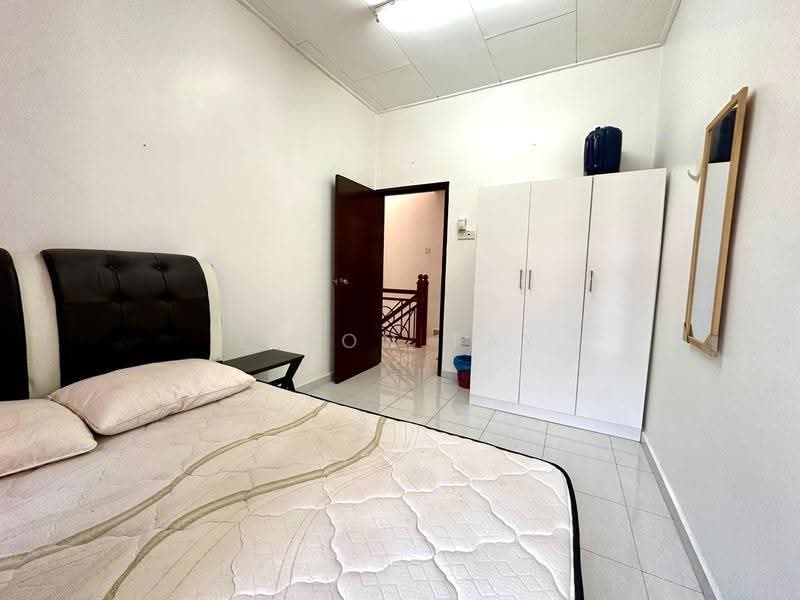 2-storey Terraced House for Sale in Taman Jati (Batu Berendam) - Elson Tay - Bedroom - PropertyGuru.com.my
