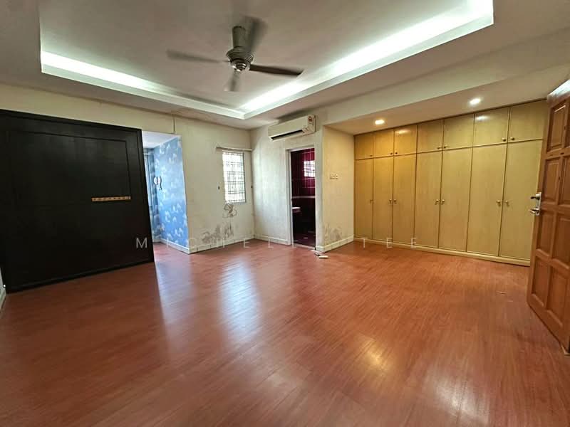 Rumah Teres 2 Tingkat untuk Dijual di Taman Bayu Perdana (Klang) - Michelle Tee - Bedroom - PropertyGuru.com.my