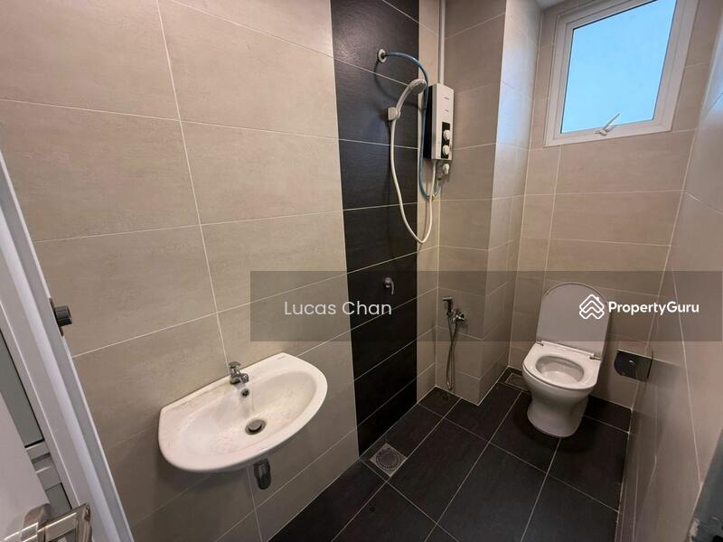 For Rent - Pinnacle