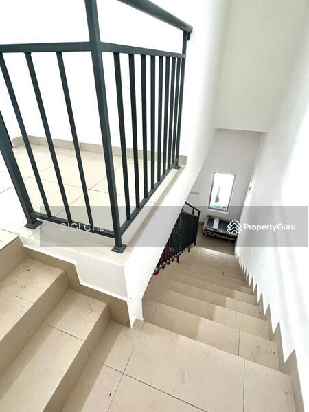 Untuk Dijual - Taman Klebang Ria Freehold 2-Storey Terraced House