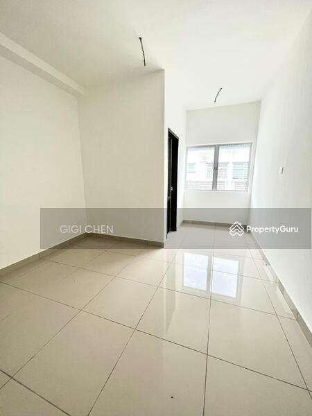 Untuk Dijual - Taman Klebang Ria Freehold 2-Storey Terraced House