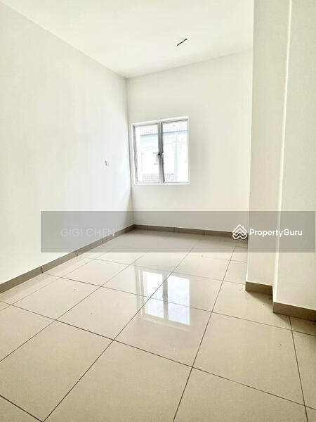 Untuk Dijual - Taman Klebang Ria Freehold 2-Storey Terraced House
