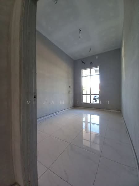 Rumah Teres 1 Tingkat untuk Dijual di Bukit Mor (Parit Jawa) - M Jamil Ali - PropertyGuru.com.my