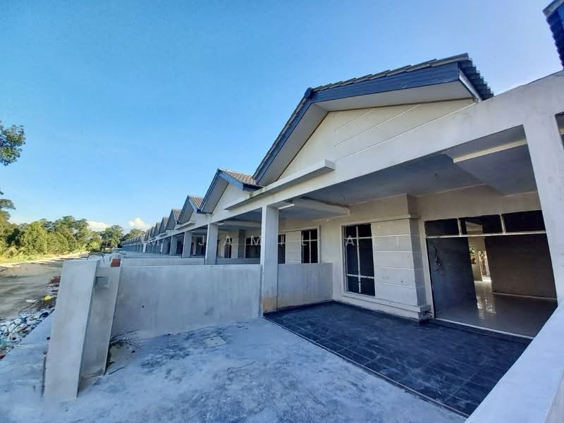 Rumah Teres 1 Tingkat untuk Dijual di Bukit Mor (Parit Jawa) - M Jamil Ali - PropertyGuru.com.my