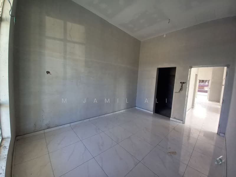 Rumah Teres 1 Tingkat untuk Dijual di Bukit Mor (Parit Jawa) - M Jamil Ali - PropertyGuru.com.my