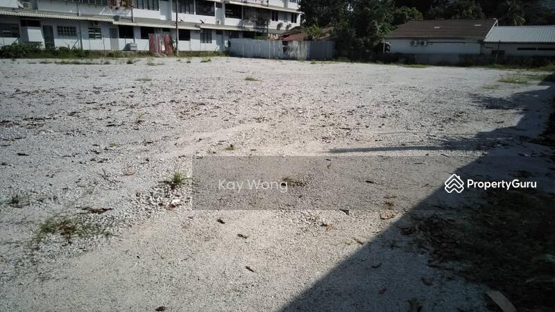 Untuk Dijual - Main Road Frontage Vacant Land